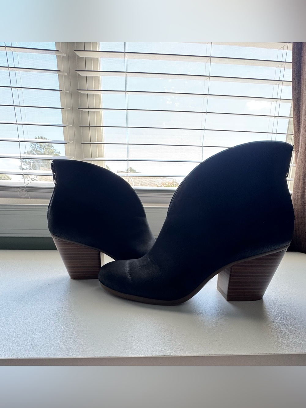 A2 By Aerosoles Classic Women's Black Leather Ankle Boots